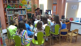 Co jedzą smoki? odpowiadamy na pytanie Muminka...one jedzą muchy!!!