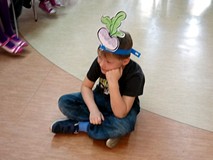 Przedszkolaki stawiły się tłumnie i świetnie radziły sobie w trakcie kolejnych zadań