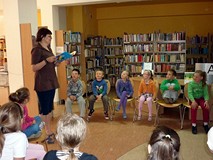 Goście z pomarańczowego autobusu