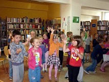 Goście z pomarańczowego autobusu