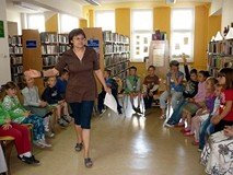 Goście z pomarańczowego autobusu