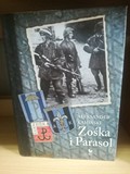na zdjęciu książka