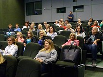 Publiczność zgromadzona na spotkaniu z Małgorzatą Kardzis