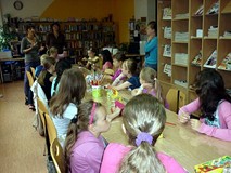 Oswajanie sztuki - kolorowa zabawa zmysłami