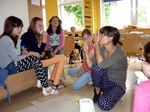 Oswajanie sztuki - kolorowa zabawa zmysłami