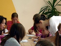 Oswajanie sztuki - kolorowa zabawa zmysłami