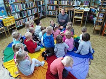 Księgi, książki i książeczki...