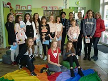 Uczestniczki spotkania wraz z panią Moniką Nieckarz