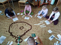 Kasztanowe układanki i puzzle