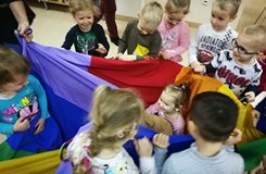 Usypianie ZNAJDKA, tym razem w ramionach młodej wielbicielki pluszowych misiaków