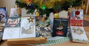Świąteczna wystawka książek
