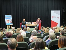 Spotkanie autorskie z Robertem Makłowiczem w Koszalińskiej Bibliotece Publicznej