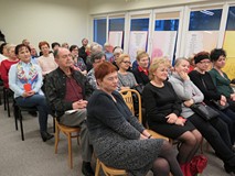Uczestnicy wieczoru poetyckiego pt. „Zostaw mnie jako swoją tajemnicę”
