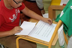 „Czarna książka kolorów”