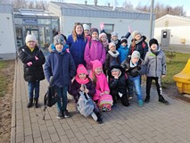 Nasza grupa przed schroniskiem