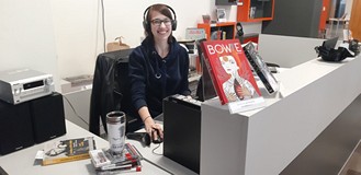 Bibliotekarze robią porządki