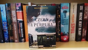 Zdjęcie książki Czerń i purpura