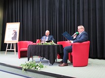 Przemysław Krzyżanowski i Zdzisław Derebecki wcielają się w Kirkora i Pustelnika