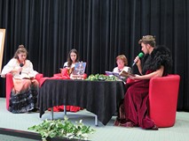 Aktorzy z teatru Zwierciadło i Studia Artystycznego im. Ziembińskich