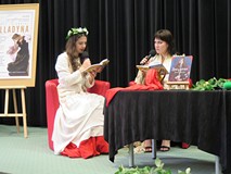 Aktorzy z teatru Zwierciadło i Studia Artystycznego im. Ziembińskich