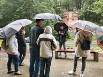 Uczestnicy rajdu z Andrzejem Kuczkowskim