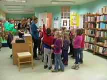 Poznajemy bibliotekę