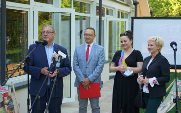 Od lewej: Z-ca prezydenta Koszalina, Przemysław Krzyżanowski; Dyrektor KBP, Dariusz...