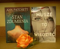 na zdjęciu książki, od lewej strony Ann Patchett 
