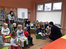 Rozmowa z przedszkolakami o ich ulubionych postaciach z bajek