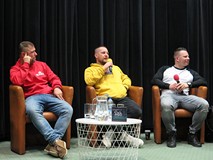 Jeden z artystów opowiada o powstawaniu jego piosenek.