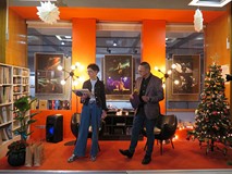 Kierowniczka Mediateki Małgorzata Weiss oraz Dyrektor KBP Dariusz Pawlikowski