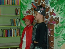 Przedstawienie w bibliotece