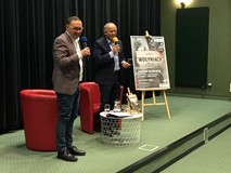 Autor z Dyrektorem KBP Dariuszem Pawlikowskim