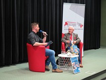 Zenon Kasprzak i Maciej Zychowicz podczas dyskusji