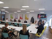 Uczestnicy konferencji dyrektorów bibliotek powiatowych oraz dużych bibliotek miejskich województwa 