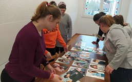 Segregujemy emocje na pozytywne i negatywne