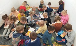 Oglądamy książeczki dla dzieci
