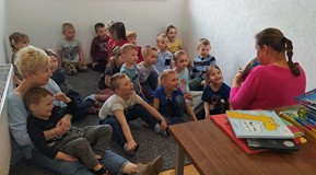 Wspólne czytanie książki o Misiu Tulisiu