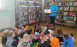 Poznajemy książki interaktywne dla dzieci