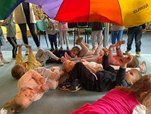 zabawa z chustą animacyjną