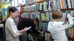 oglądanie książek