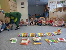 Kolejna grupa i powitanie Smoka