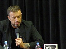 Tymański w bibliotece