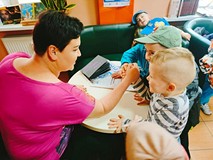 Na koniec siłowanie na rękę-remisy były!!!