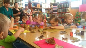 „Smerfy” w bibliotece