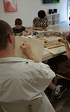 Uczestnicy warsztatów podczas pracy