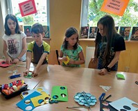 Dzieci tworzą notatniki