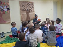 Bibliotekarka opowiada o książce