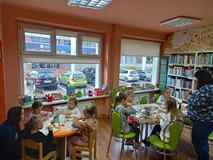 Jesienne warsztaty kamyczkowe- omówienie zasad zabawy