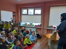 Przedstawiamy teatrzyk Kamishibai i 